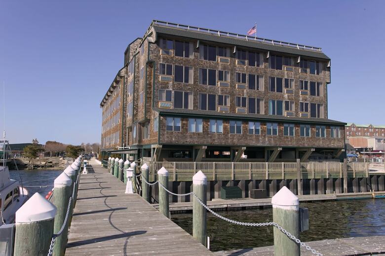 Hotel Wyndham Inn On Long Wharf