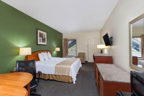 Hotel Palm Tree Inn Extended Stay