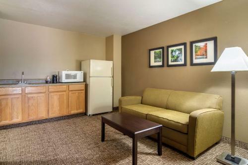 Hotel Comfort Inn & Suites Perry