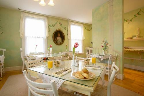 Bed & Breakfast Admiral Fitzroy Inn