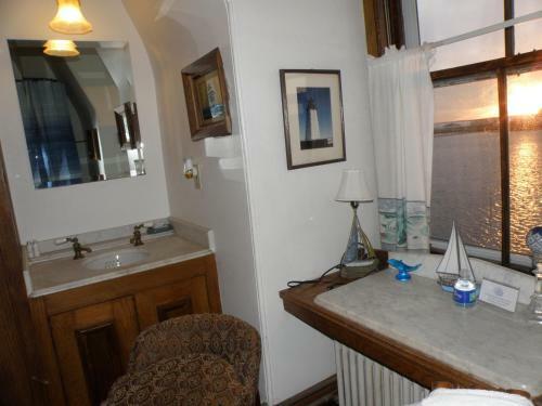 Bed & Breakfast Sanford-covell Villa Marina