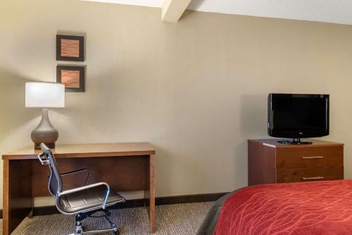 Hotel Comfort Inn And Suites