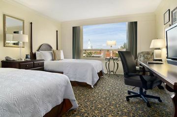 Hotel Hilton Savannah Desoto