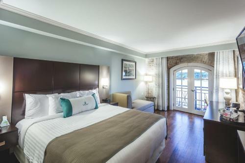 Cotton Sail Hotel Savannah Riverfront