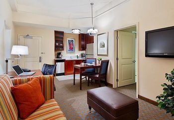 Hotel Residence Inn Savannah Downtown Historic District