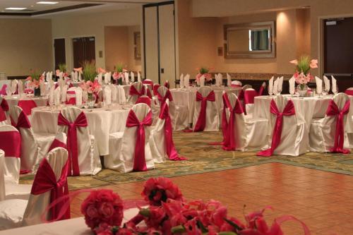 Motel Baymont Inn And Suites - Valdosta