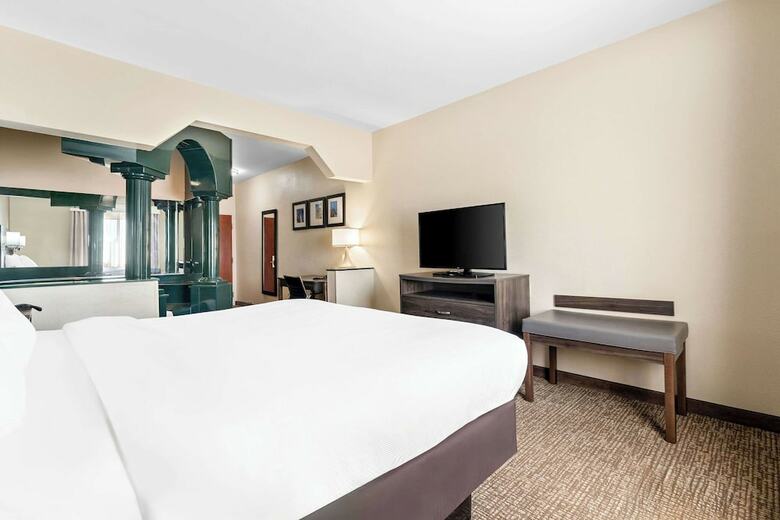 Hotel Comfort Suites Warner Robins