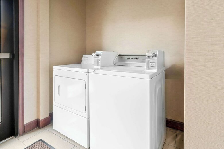 Hotel Comfort Suites Warner Robins