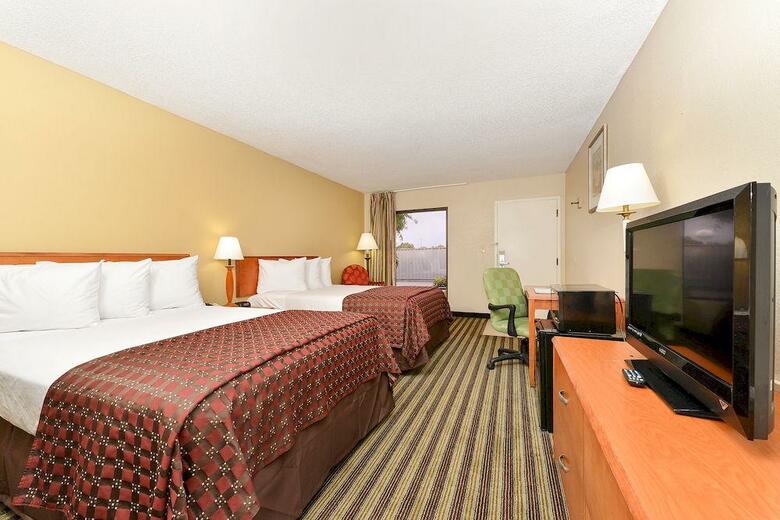 Hotel Quality Inn At The Mall - Valdosta