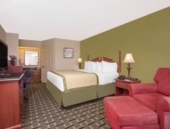 Motel Baymont Inn And Suites - Warner Robins