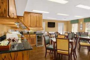 Motel Baymont Inn And Suites - Warner Robins