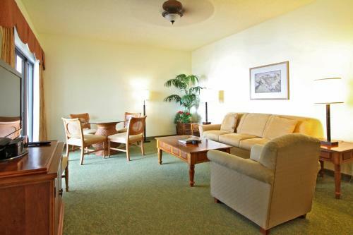 Hotel Wyndham Royal Sea Cliff Resort