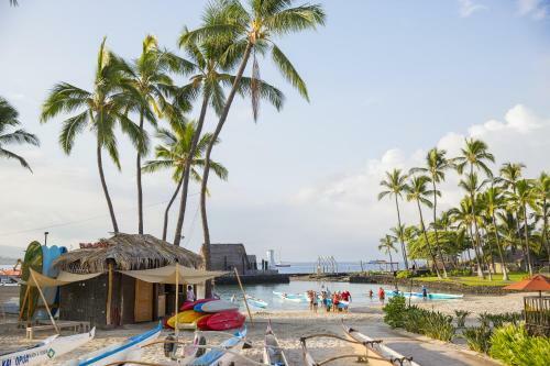 Courtyard By Marriott King Kamehameha's Kona Beach Hotel