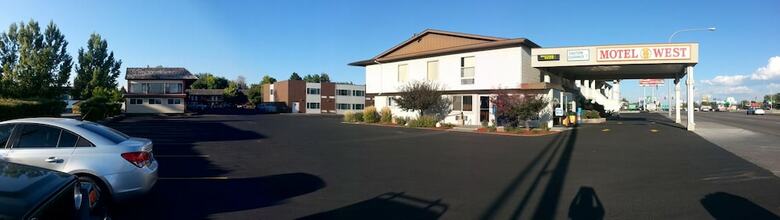 Motel West