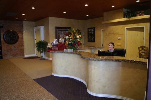 Hotel Destinations Inn Theme Rooms