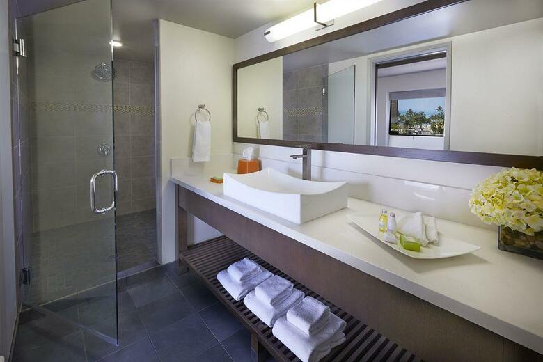Vive Hotel Waikiki