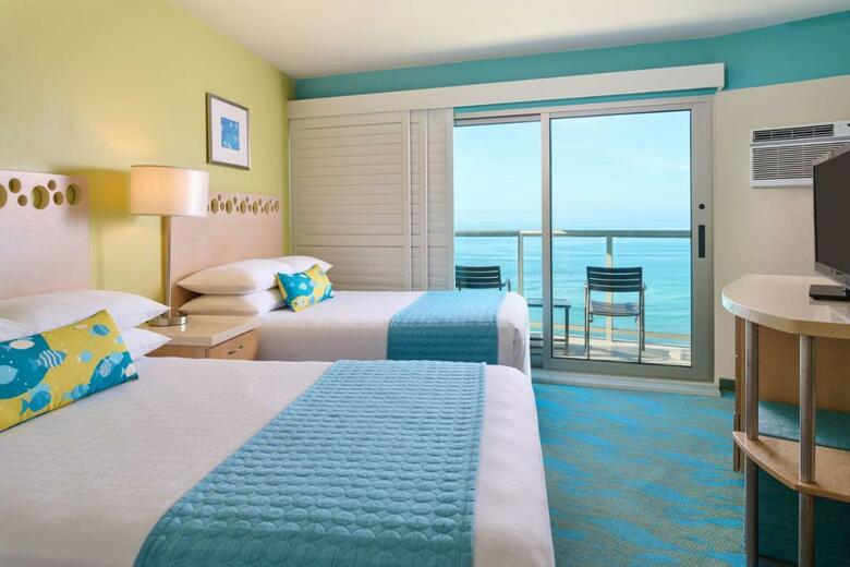 Aston Waikiki Circle Hotel