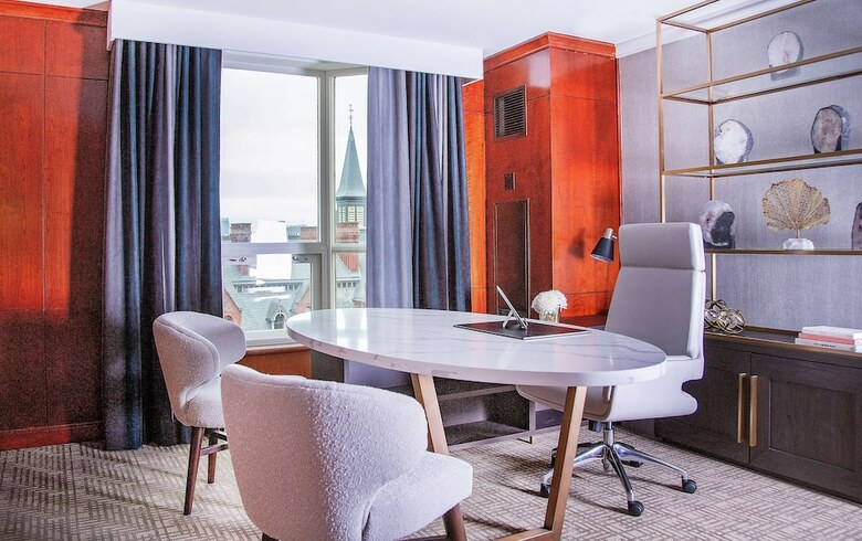 Hotel Intercontinental Toronto Yorkville