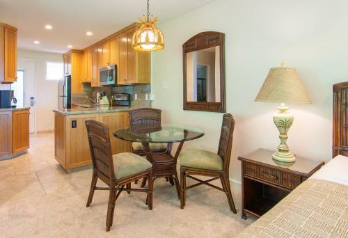 Hotel Napili Surf Beach Resort
