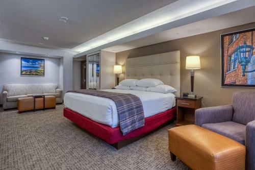 Hotel Drury Inn & Suites St. Louis - Fairview Heights