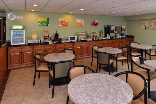 Hotel Quality Inn And Suites Matteson