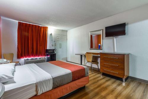 Motel 6 Mount Vernon