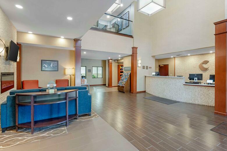 Hotel Comfort Suites Brownsburg