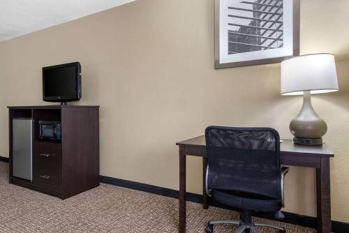 Hotel Quality Inn & Suites Lebanon I-65