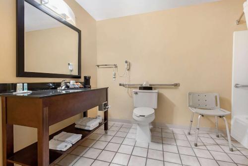 Hotel Quality Inn & Suites Lebanon I-65
