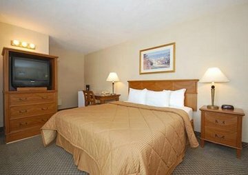Hotel Comfort Inn At The Harbor