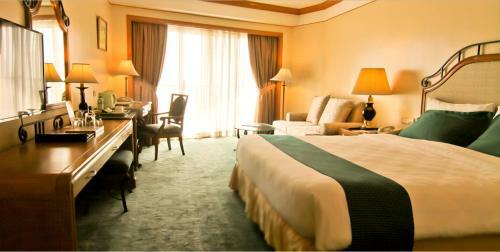 Hotel The Century Park