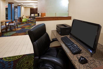 Hotel Holiday Inn Express Cedar Rapids - Collins Road