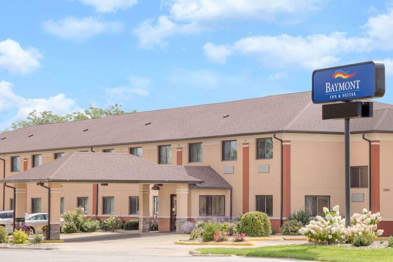 Hotel Baymont Inn & Suites - Waterloo