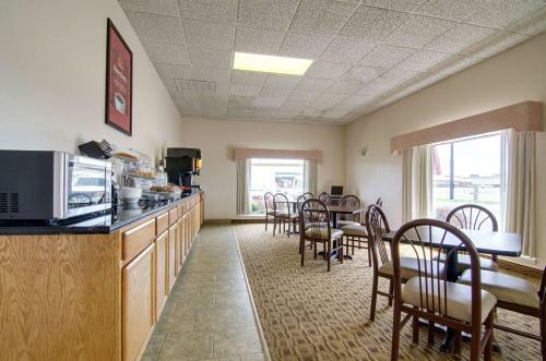 Hotel Econo Lodge Salina