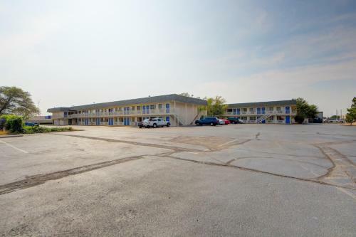 Motel 6 Wichita Airport