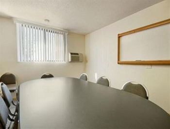 Hotel Super 8 Wichita Ks