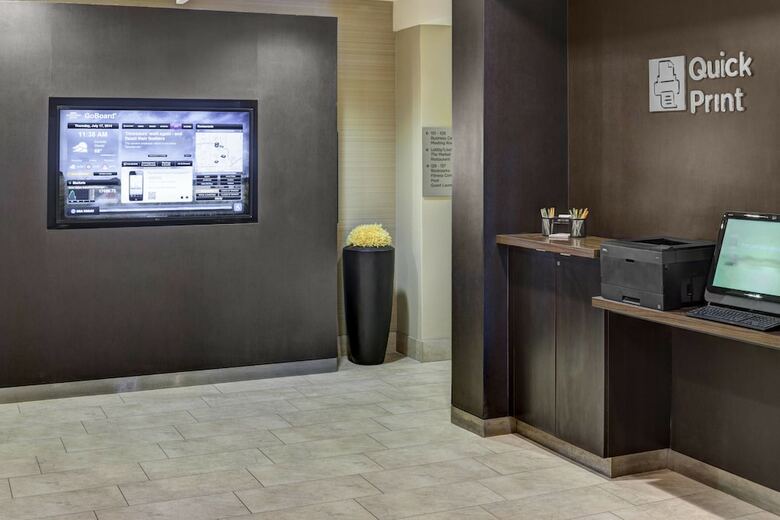 Hotel Courtyard By Marriott Wichita East