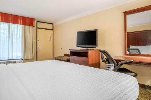 Hotel Clarion Inn Conference Center Gonzales