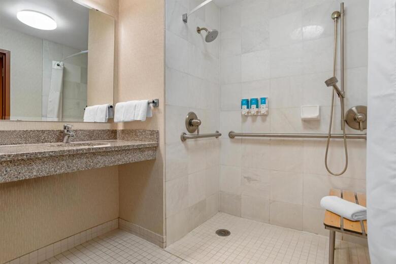 Hotel Drury Inn And Suites Baton Rouge