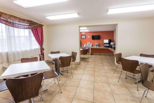 Motel Super 8 By Wyndham Baton Rouge/i-10