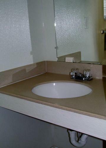 Country Inn Motel