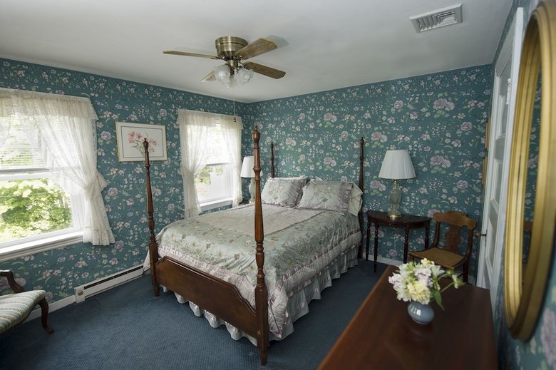 Bed & Breakfast Anne's White Columns Inn
