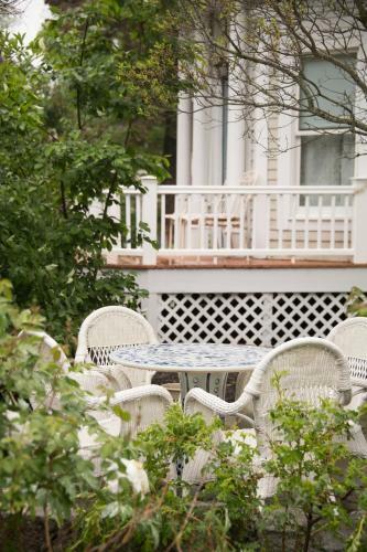 Bed & Breakfast Mira Monte Inn & Suites