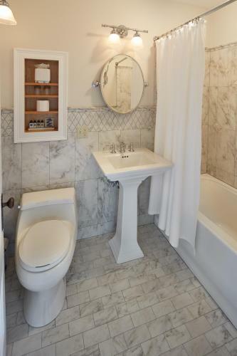 Hotel Cape Arundel Inn And Resort