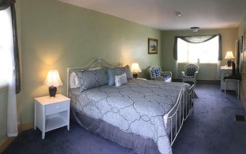 Posada Thornhedge Inn