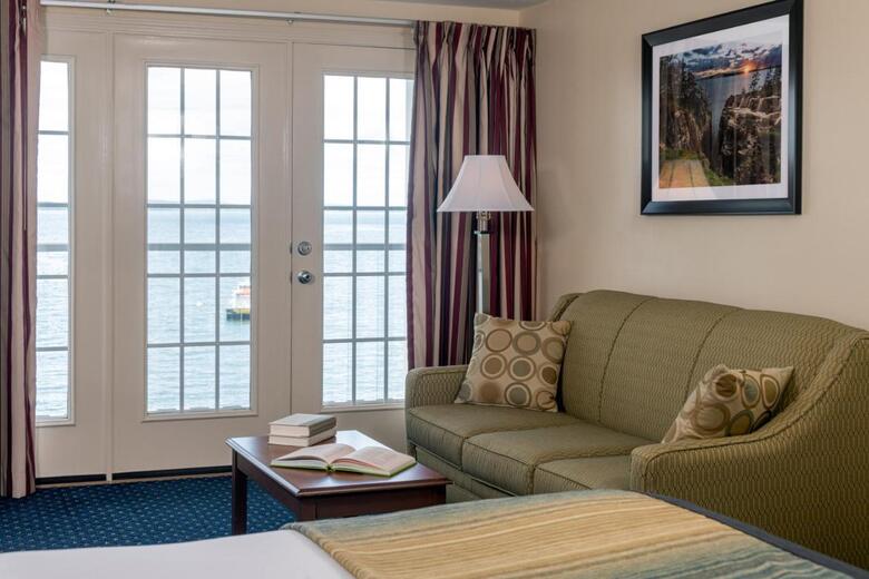 Atlantic Oceanside Hotel & Conference Center