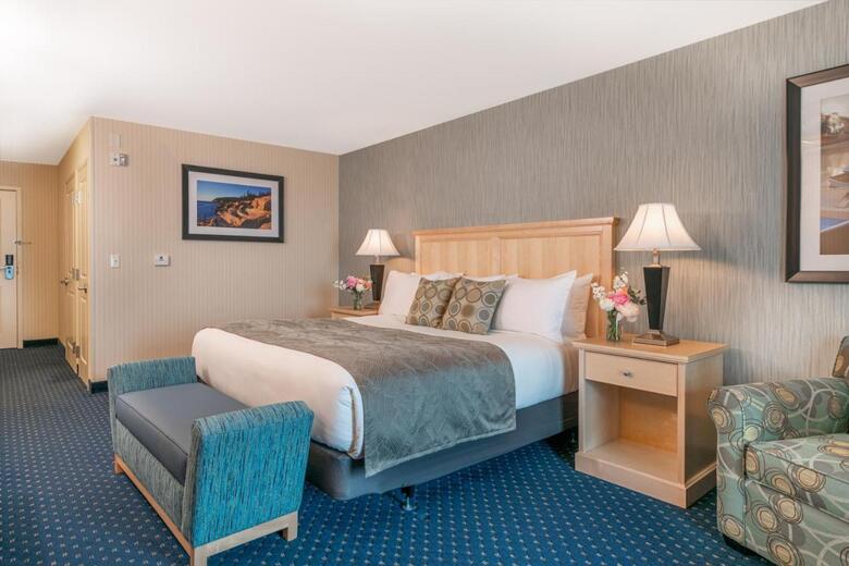 Atlantic Oceanside Hotel & Conference Center