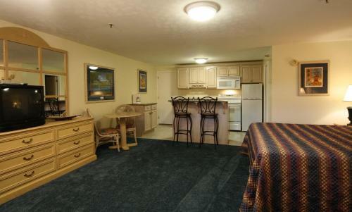 Hotel Seafarer Condominium Resort