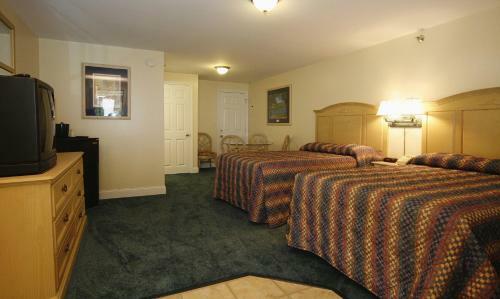 Hotel Seafarer Condominium Resort