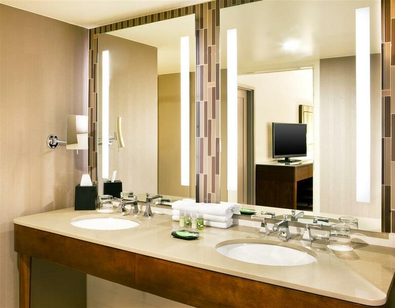 Hotel Westin Portland Harborview
